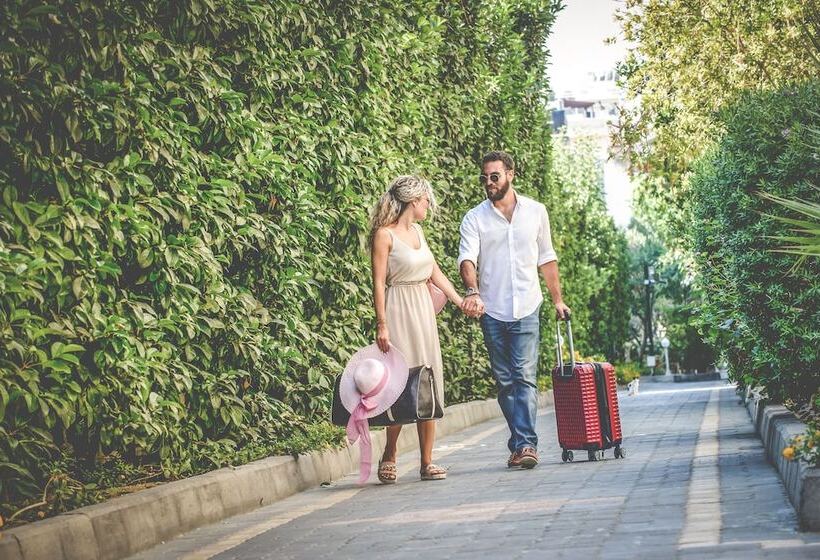 Отель Neptuno Beach