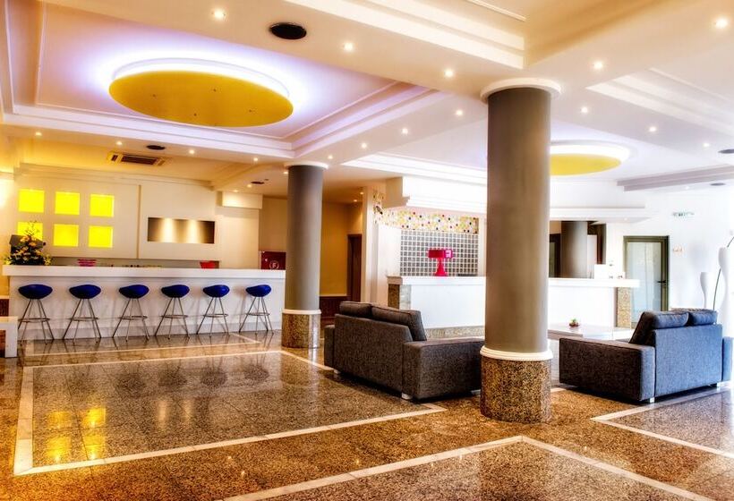 Отель Neptuno Beach