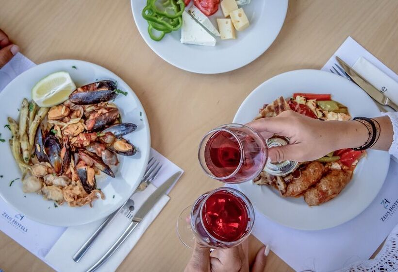 Отель Neptuno Beach