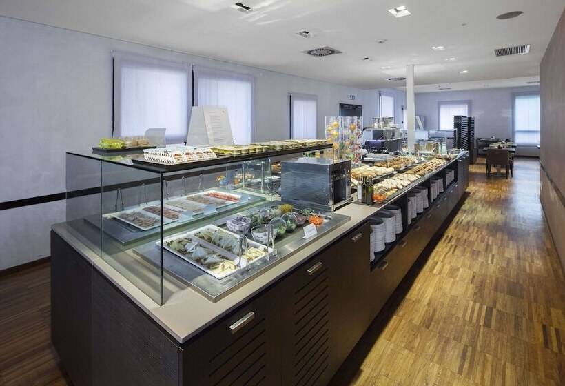 호텔 NH Milano Fiera