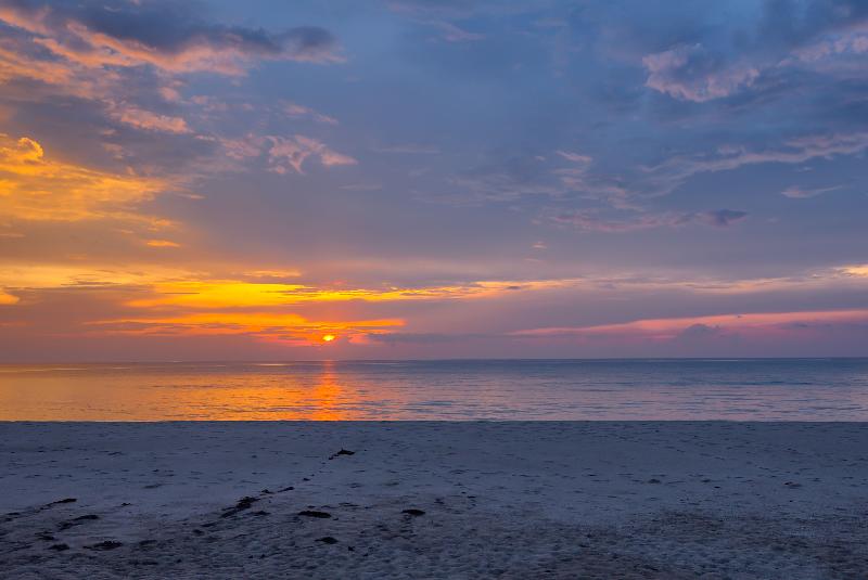 هتل Outrigger Khao Lak Beach Resort   Sha Extra Plus