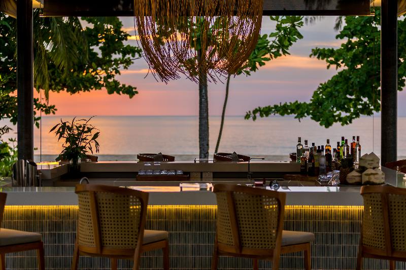 Hotel Outrigger Khao Lak Beach Resort   Sha Extra Plus