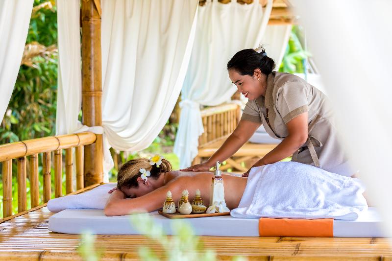 Hotel Outrigger Khao Lak Beach Resort   Sha Extra Plus