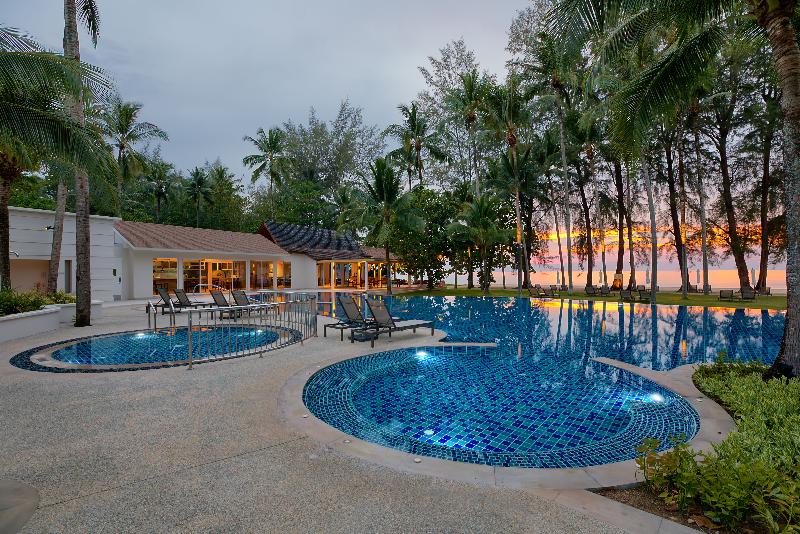 Hotel Outrigger Khao Lak Beach Resort   Sha Extra Plus