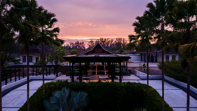 Hotel Outrigger Khao Lak Beach Resort   Sha Extra Plus