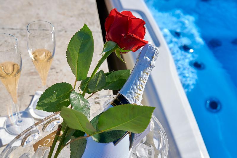 בית מלון כפרי Palace Derossi