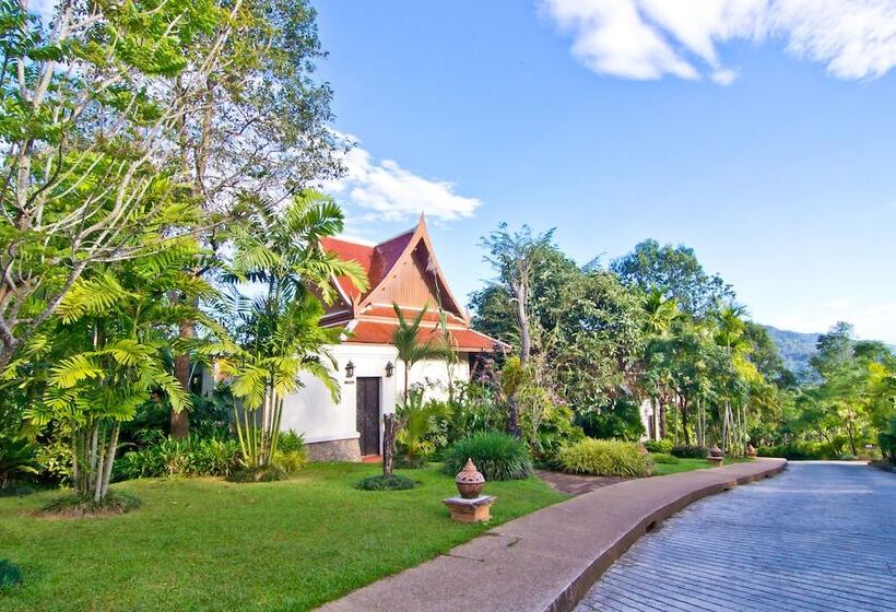 Отель Panviman Chiang Mai Spa Resort