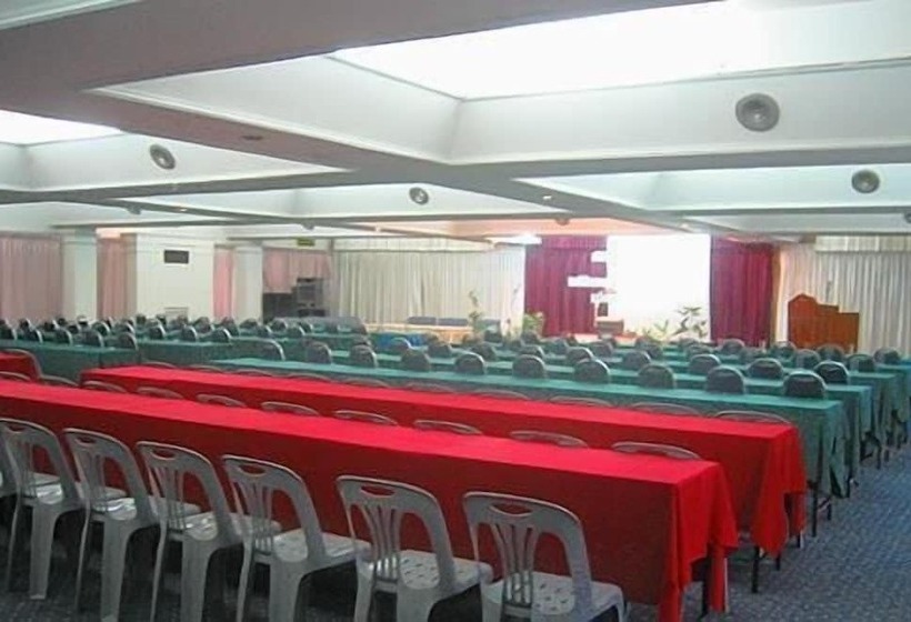 ホテル Pinnacle Wangmai Satun