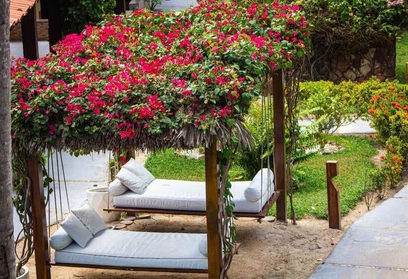 هتل Pousada Capitao Thomaz