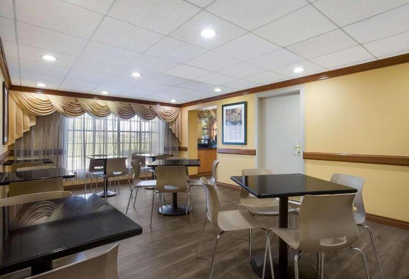 ホテル Quality Inn Near Princeton