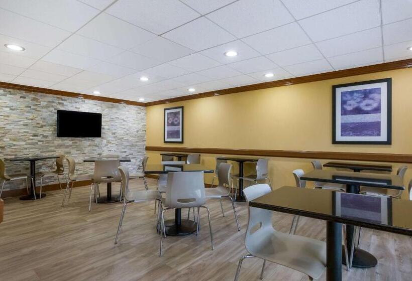 ホテル Quality Inn Near Princeton