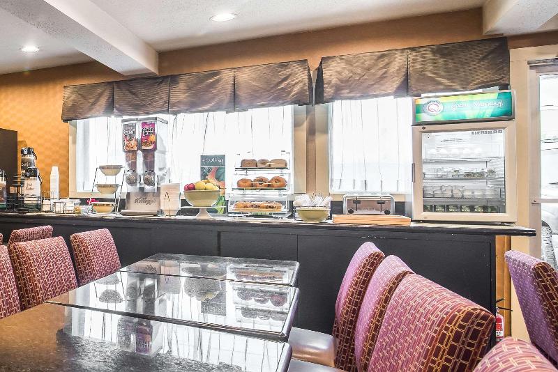 هتل Quality Inn Rutland