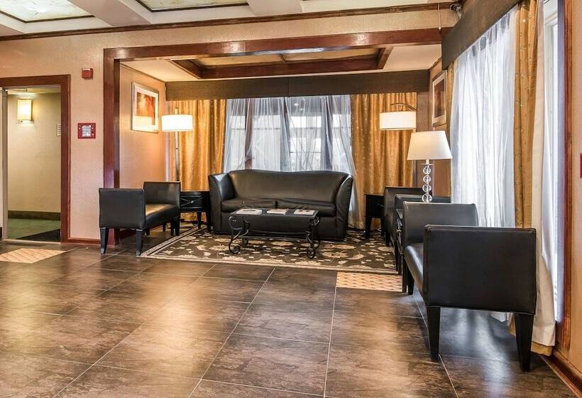 هتل Quality Inn Rutland