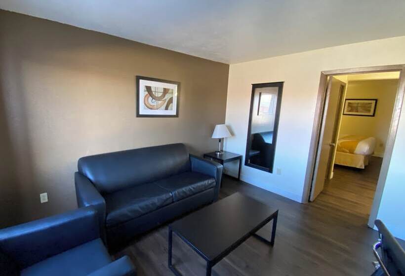 فندق Baymont By Wyndham Del Rio