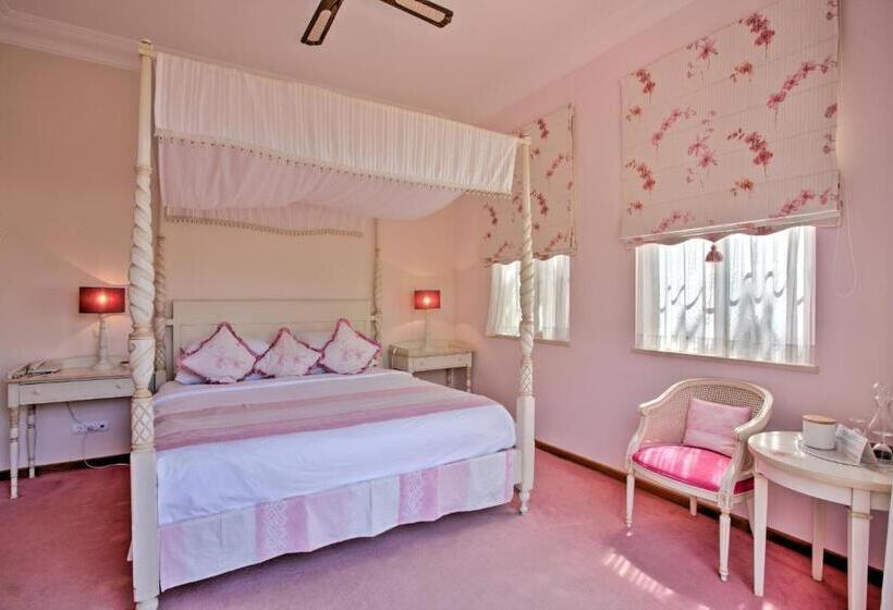 فندق Quinta Jacintina   My Secret Garden