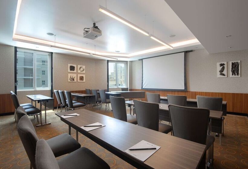 Radisson Blu Hotel, Dubai Media City