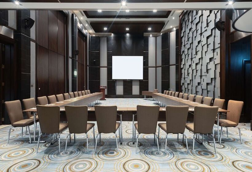 Radisson Blu Hotel, Dubai Media City