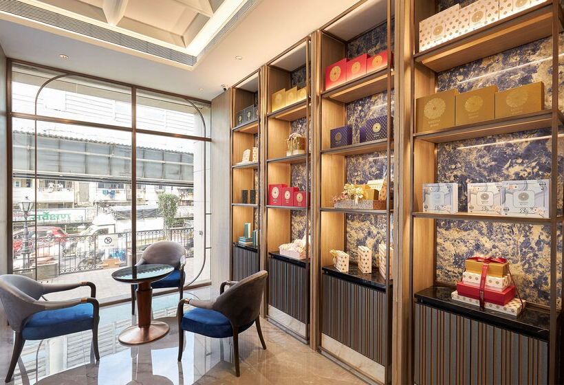 فندق Radisson Mumbai Goregaon