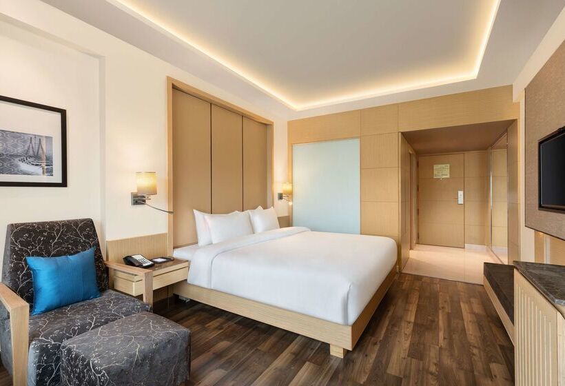 ホテル Radisson Mumbai Goregaon