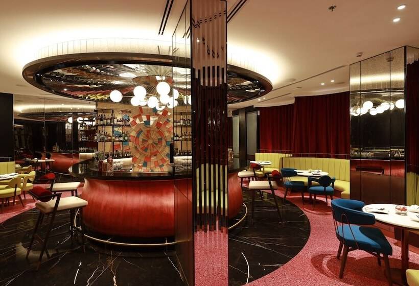 ホテル Radisson Mumbai Goregaon