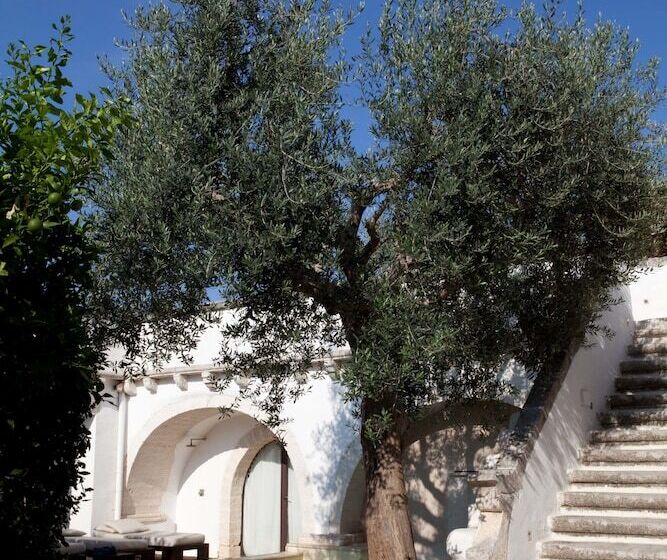 בית מלון כפרי La Sommità Relais & Chateaux