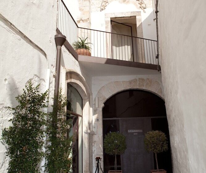 בית מלון כפרי La Sommità Relais & Chateaux