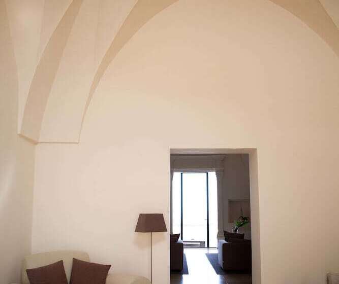 בית מלון כפרי La Sommità Relais & Chateaux