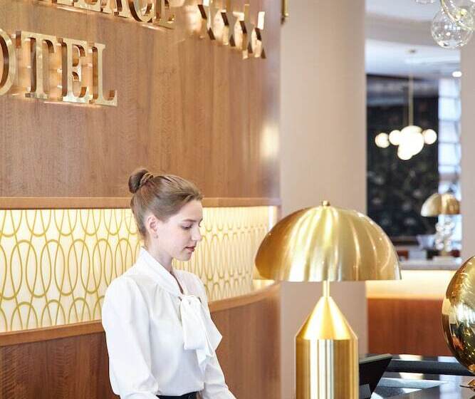 Отель River Palace