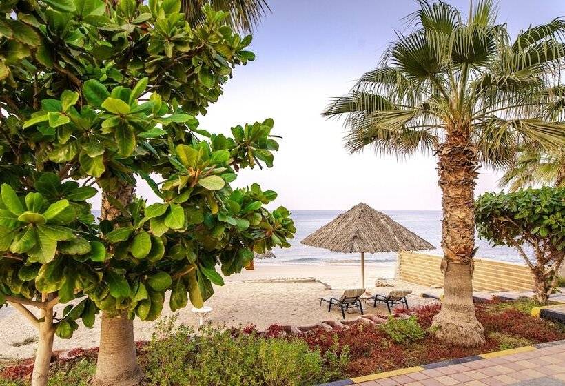 Royal Beach Hotel & Resort