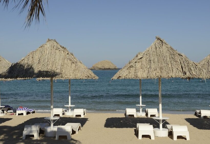 Royal Beach Hotel & Resort