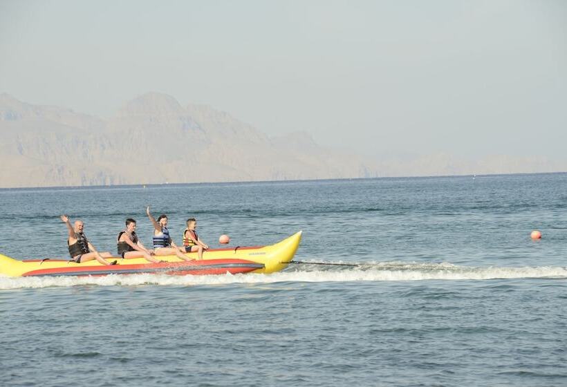 Royal Beach Hotel & Resort