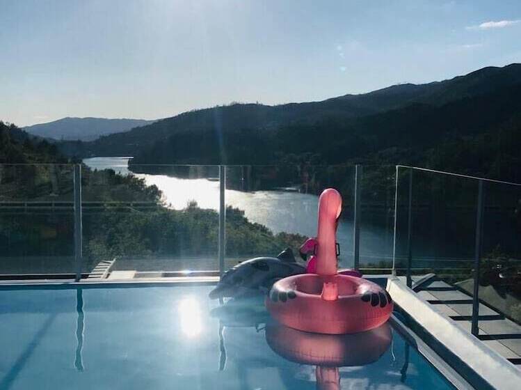 교외 호텔 Aquafalls Nature