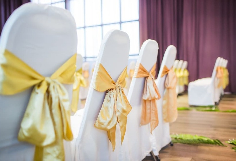 هتل Sandalay Resort