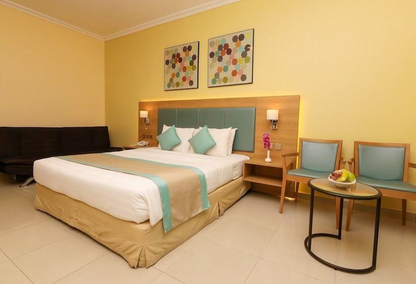 Sandy Beach Hotel & Resort