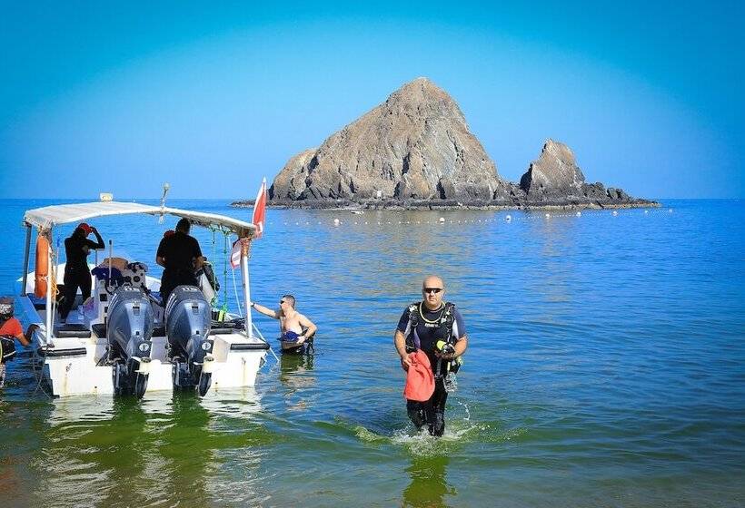 Sandy Beach Hotel & Resort