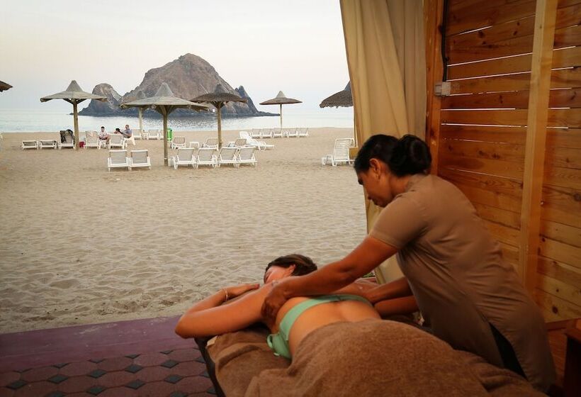 Sandy Beach Hotel & Resort