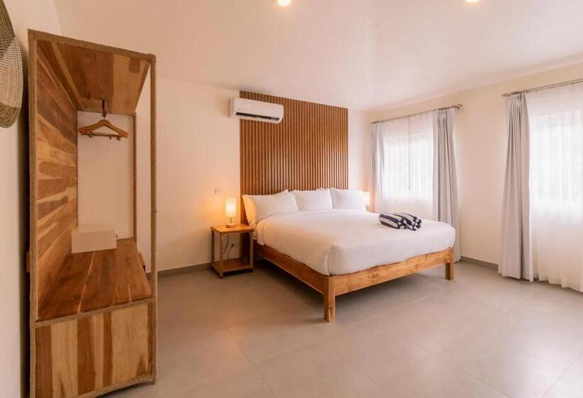 فندق Santa Teresa By The Beach