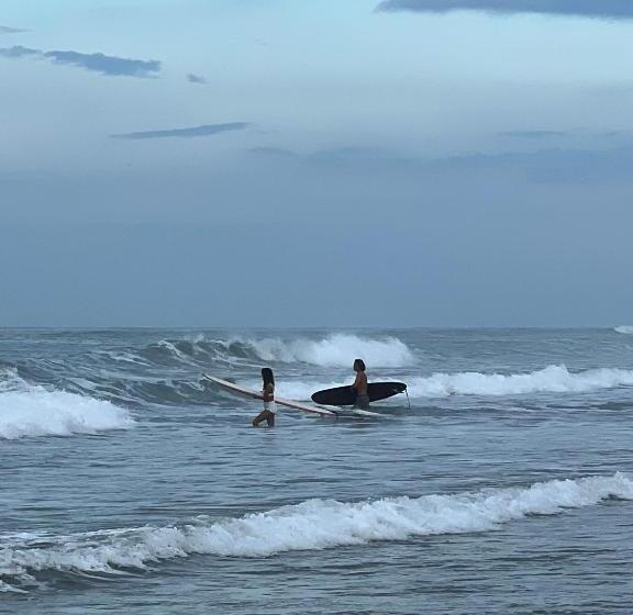 فندق Santa Teresa By The Beach
