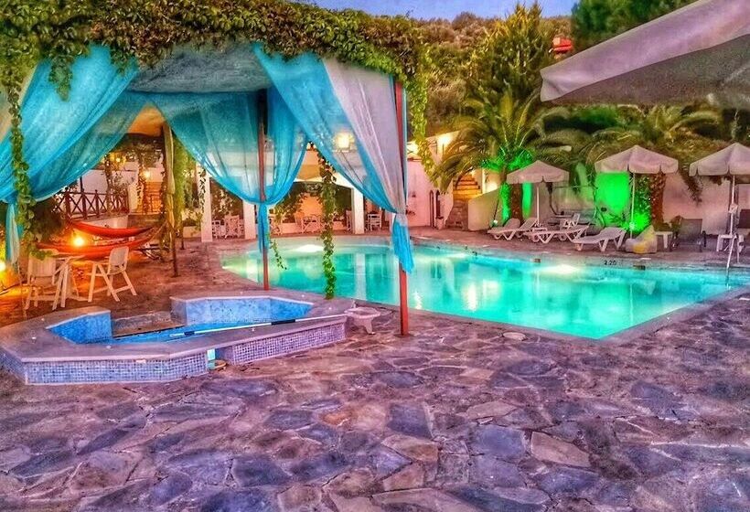 בית מלון כפרי Seralis