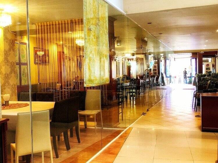 호텔 Silver Resortel