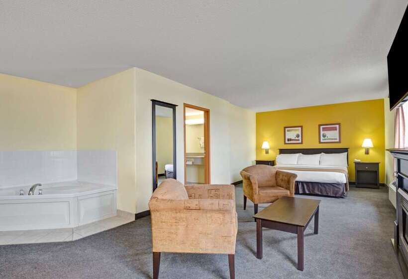 فندق Super 8 By Wyndham Barrie South