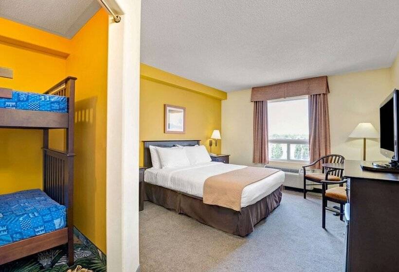 فندق Super 8 By Wyndham Barrie South