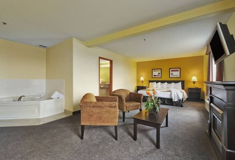 فندق Super 8 By Wyndham Barrie South