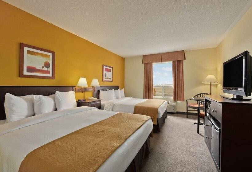 فندق Super 8 By Wyndham Barrie South