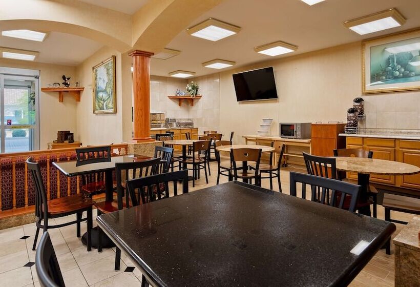 Surestay Plus Hotel By Best Western Mesquite