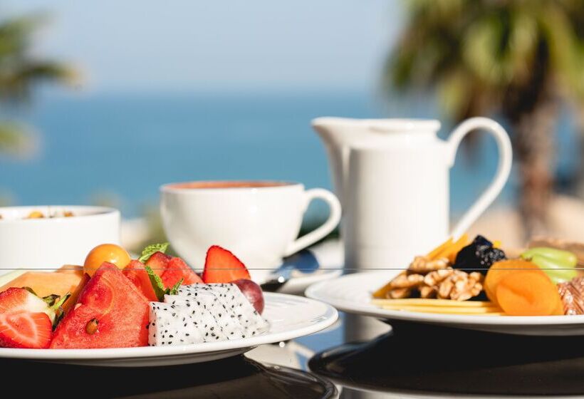 هتل The Cove Rotana Resort Ras Al Khaimah