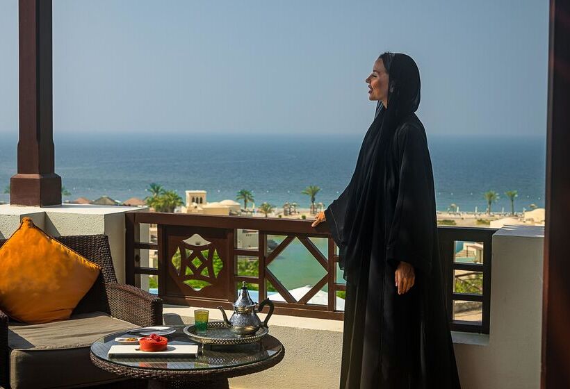 هتل The Cove Rotana Resort Ras Al Khaimah