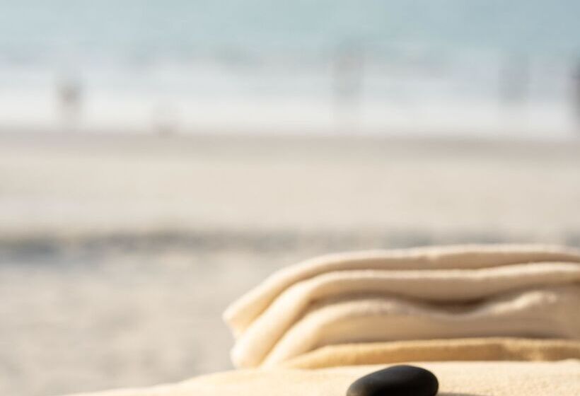 هتل The Cove Rotana Resort Ras Al Khaimah