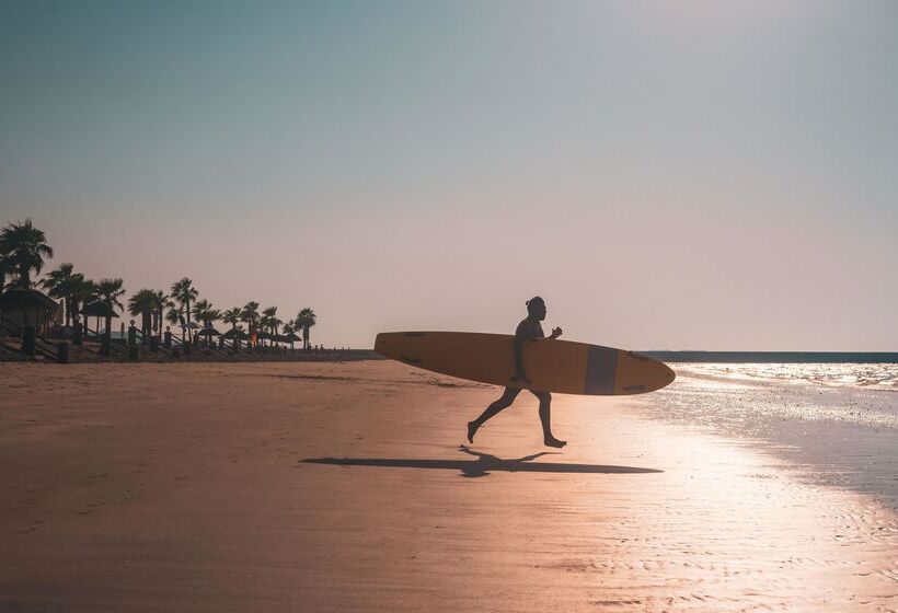 هتل The Cove Rotana Resort Ras Al Khaimah