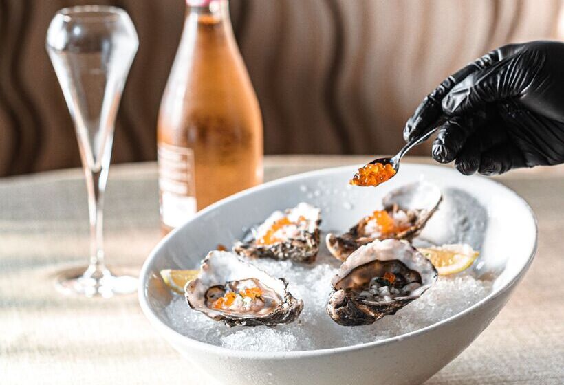 هتل The Cove Rotana Resort Ras Al Khaimah